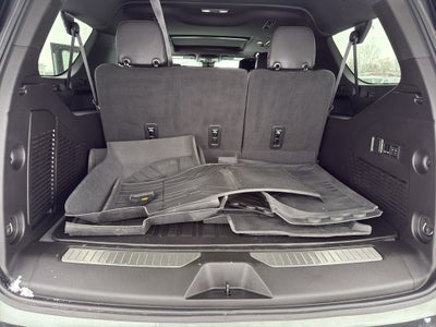 2023 Chevrolet Suburban 4WD High Country