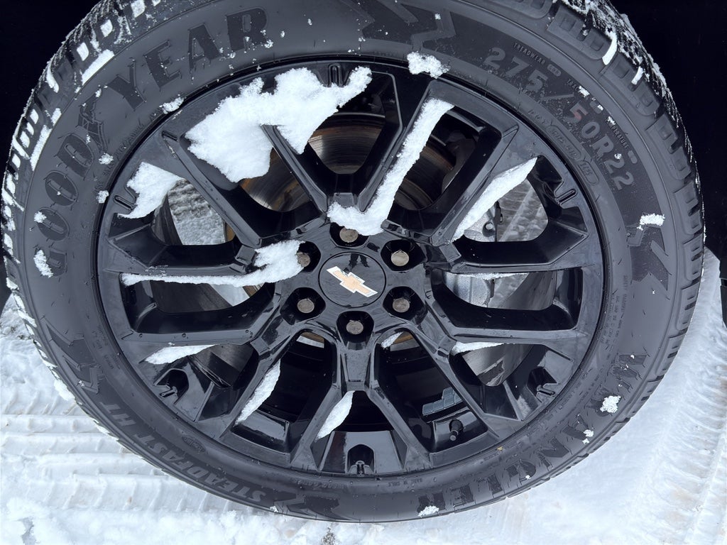 2023 Chevrolet Suburban 4WD High Country