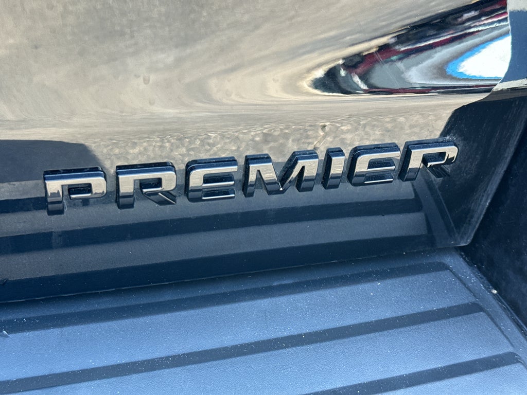 2019 Chevrolet Suburban 4WD 1500 Premier