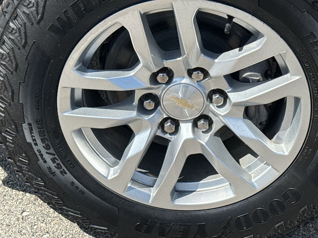 2021 Chevrolet Tahoe 4WD LS