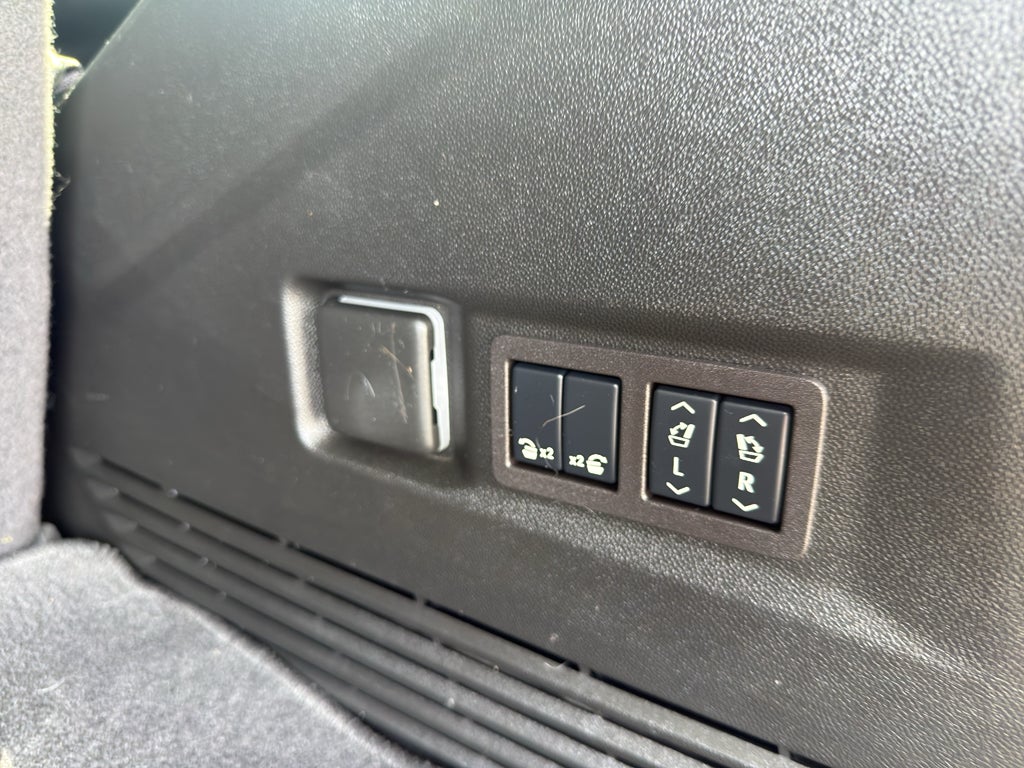 2024 Chevrolet Tahoe 4WD RST