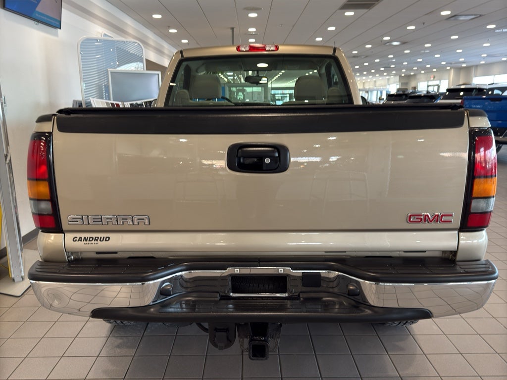 2004 GMC Sierra 1500 BASE