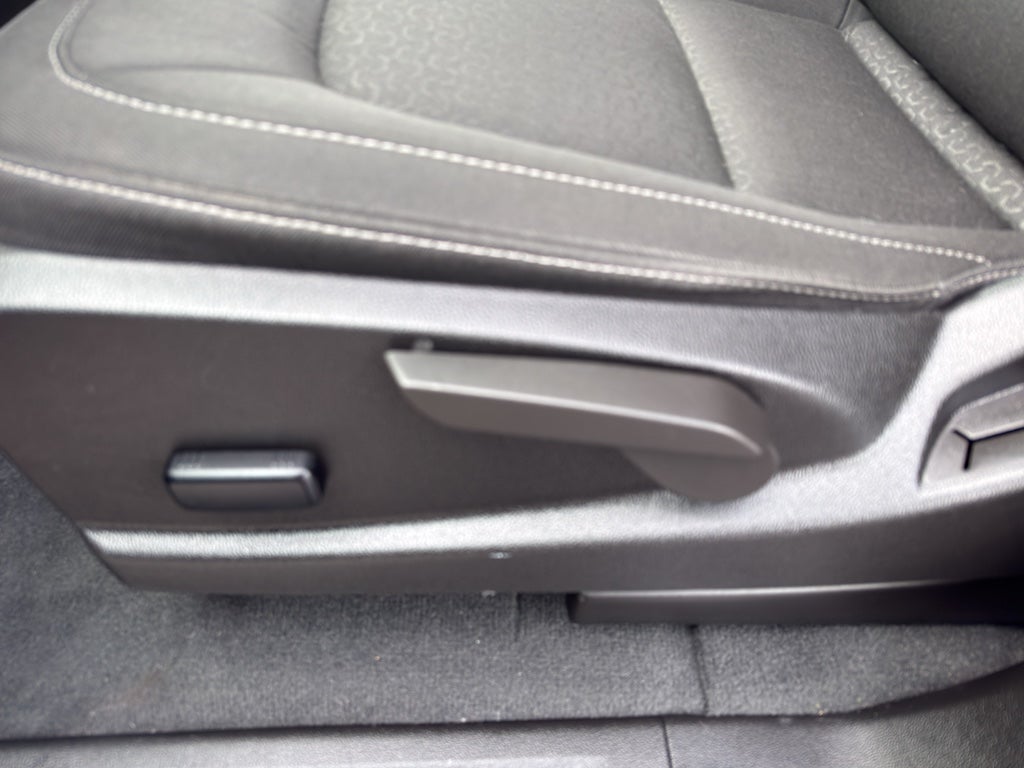 2022 GMC Canyon Crew Cab Short Box 4-Wheel Drive Elevation