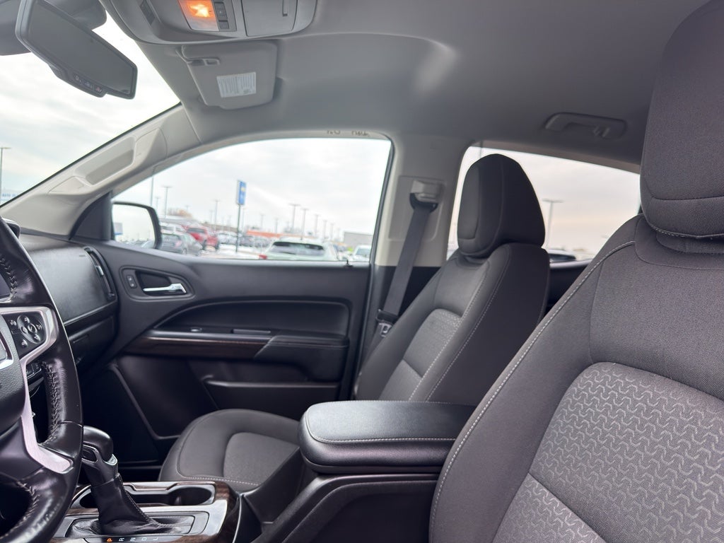 2022 GMC Canyon Crew Cab Short Box 4-Wheel Drive Elevation