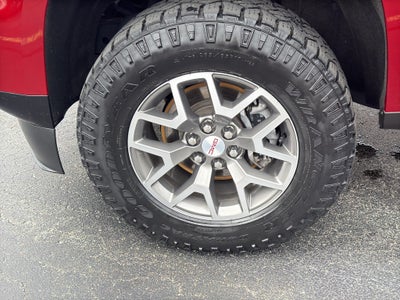 2021 GMC Canyon Crew Cab Short Box 4-Wheel Drive AT4 w/Leather