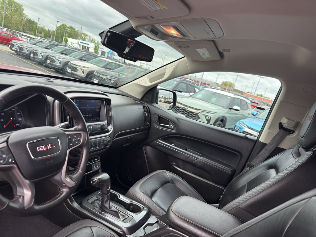 2021 GMC Canyon Crew Cab Short Box 4-Wheel Drive AT4 w/Leather