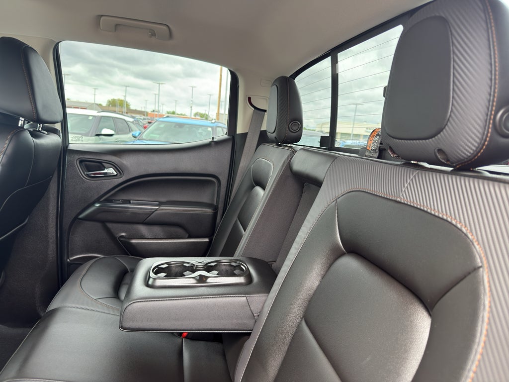2021 GMC Canyon Crew Cab Short Box 4-Wheel Drive AT4 w/Leather