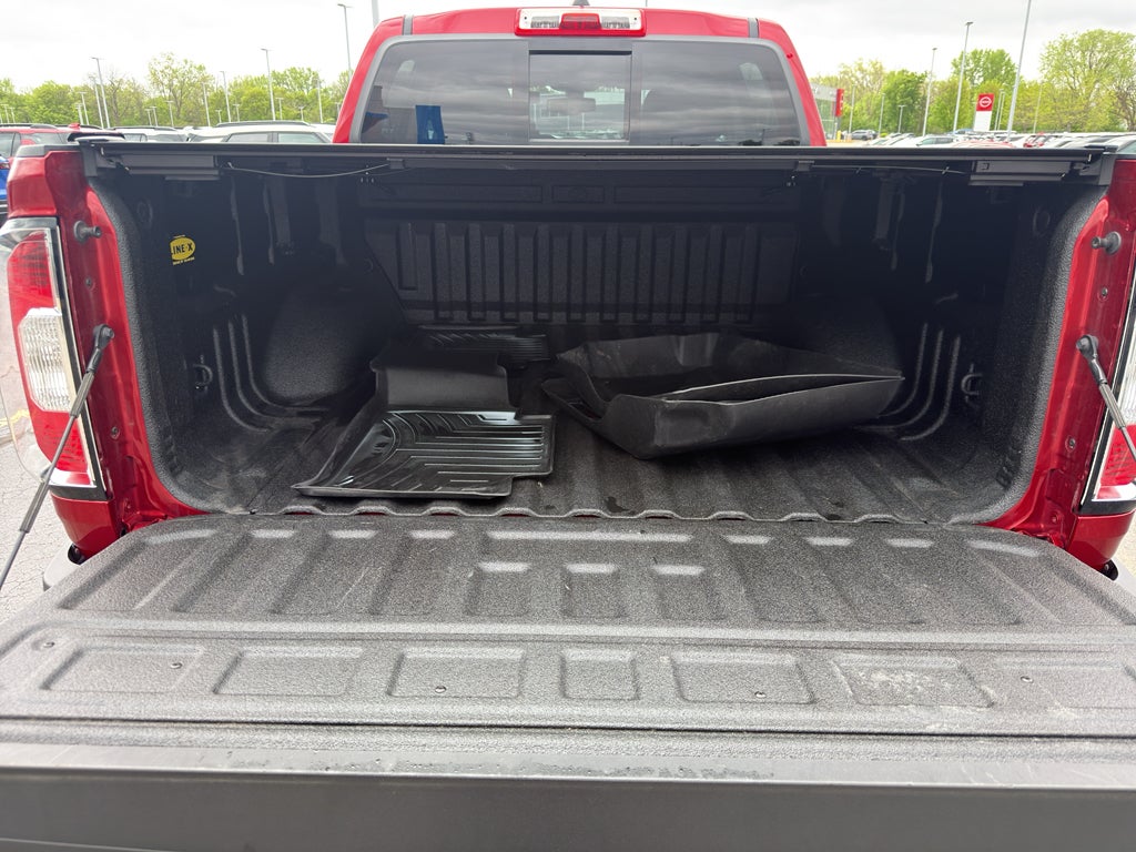2021 GMC Canyon Crew Cab Short Box 4-Wheel Drive AT4 w/Leather