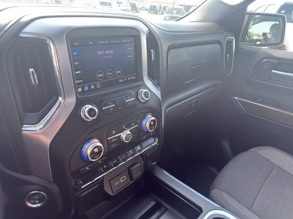 2021 GMC Sierra 1500 Double Cab Standard Box 4-Wheel Drive Elevation 3SB