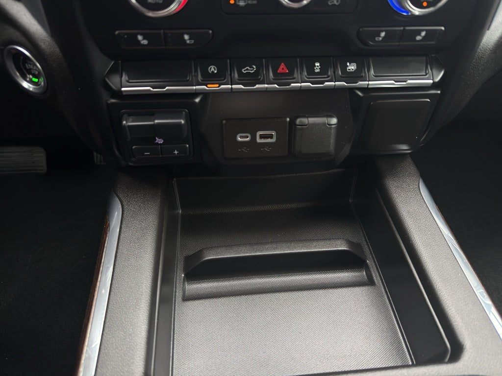 2021 GMC Sierra 1500 Double Cab Standard Box 4-Wheel Drive Elevation 3SB