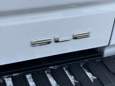 2022 GMC Sierra 1500 Double Cab Standard Box 4-Wheel Drive SLE