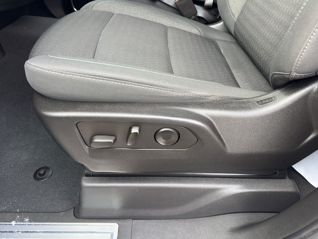 2022 GMC Sierra 1500 Double Cab Standard Box 4-Wheel Drive SLE