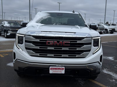 2022 GMC Sierra 1500 Double Cab Standard Box 4-Wheel Drive SLE