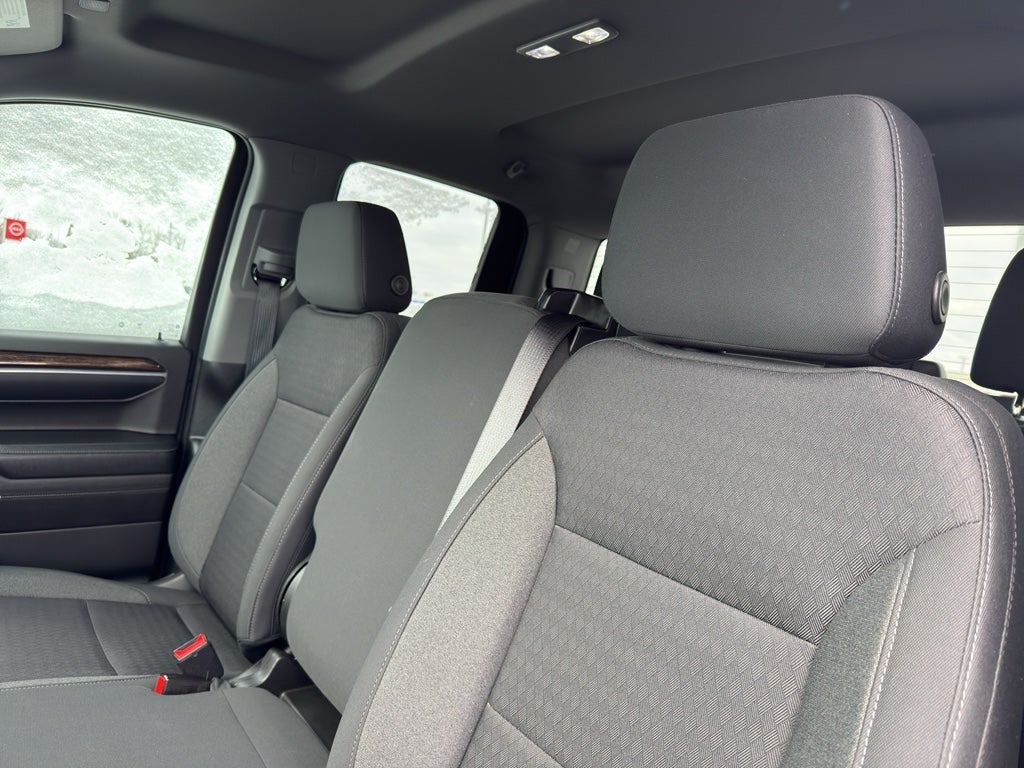 2022 GMC Sierra 1500 Double Cab Standard Box 4-Wheel Drive SLE