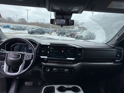 2022 GMC Sierra 1500 Double Cab Standard Box 4-Wheel Drive SLE