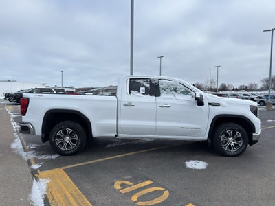 2022 GMC Sierra 1500 Double Cab Standard Box 4-Wheel Drive SLE