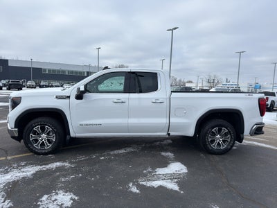 2022 GMC Sierra 1500 Double Cab Standard Box 4-Wheel Drive SLE