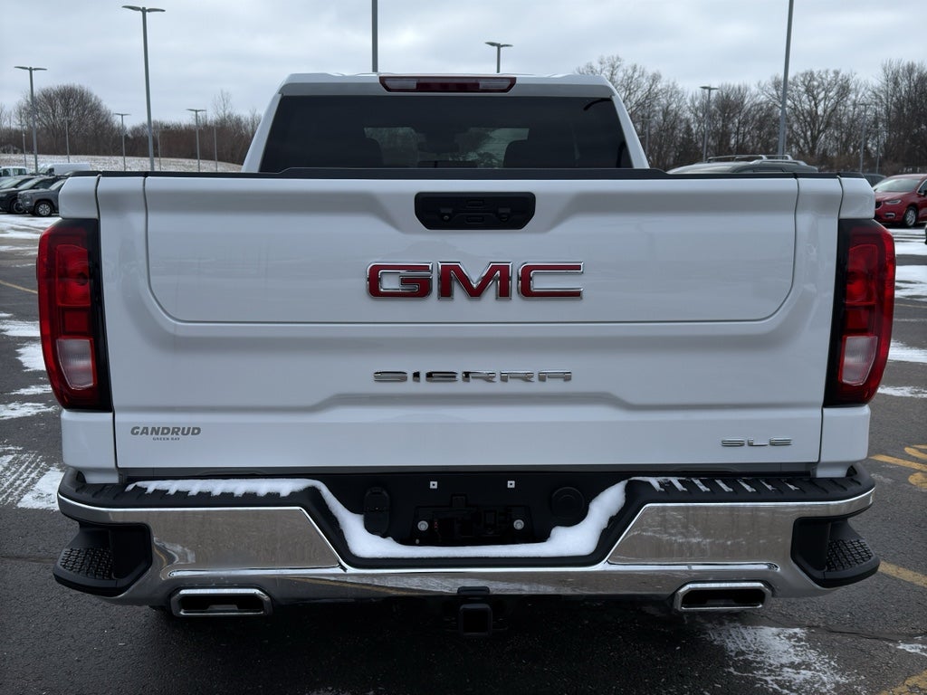 2022 GMC Sierra 1500 Double Cab Standard Box 4-Wheel Drive SLE