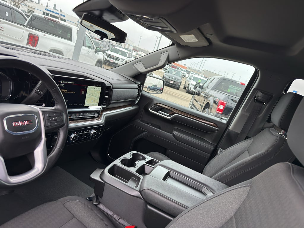 2025 GMC Sierra 1500 Double Cab Standard Box 4-Wheel Drive Elevation 3SB