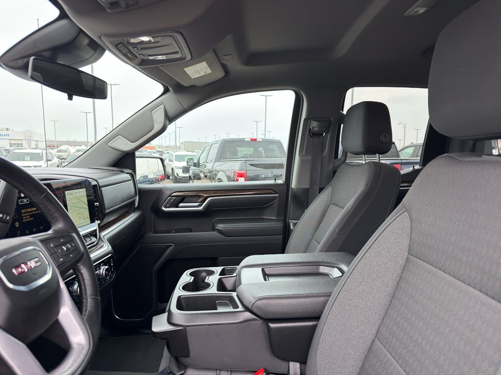 2025 GMC Sierra 1500 Double Cab Standard Box 4-Wheel Drive Elevation 3SB