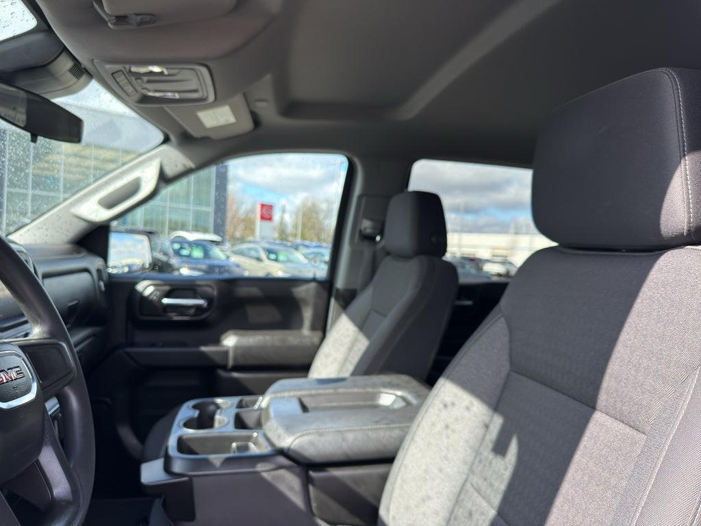 2024 GMC Sierra 1500 Crew Cab Short Box 4-Wheel Drive Pro