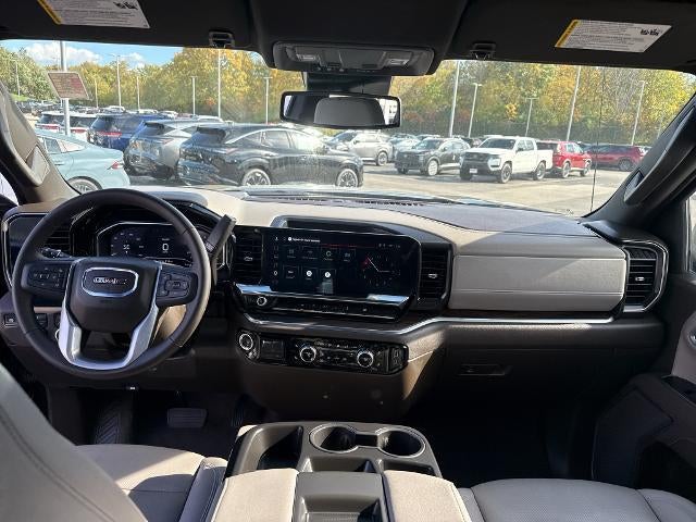 2025 GMC Sierra 1500 Crew Cab Short Box 4-Wheel Drive SLT