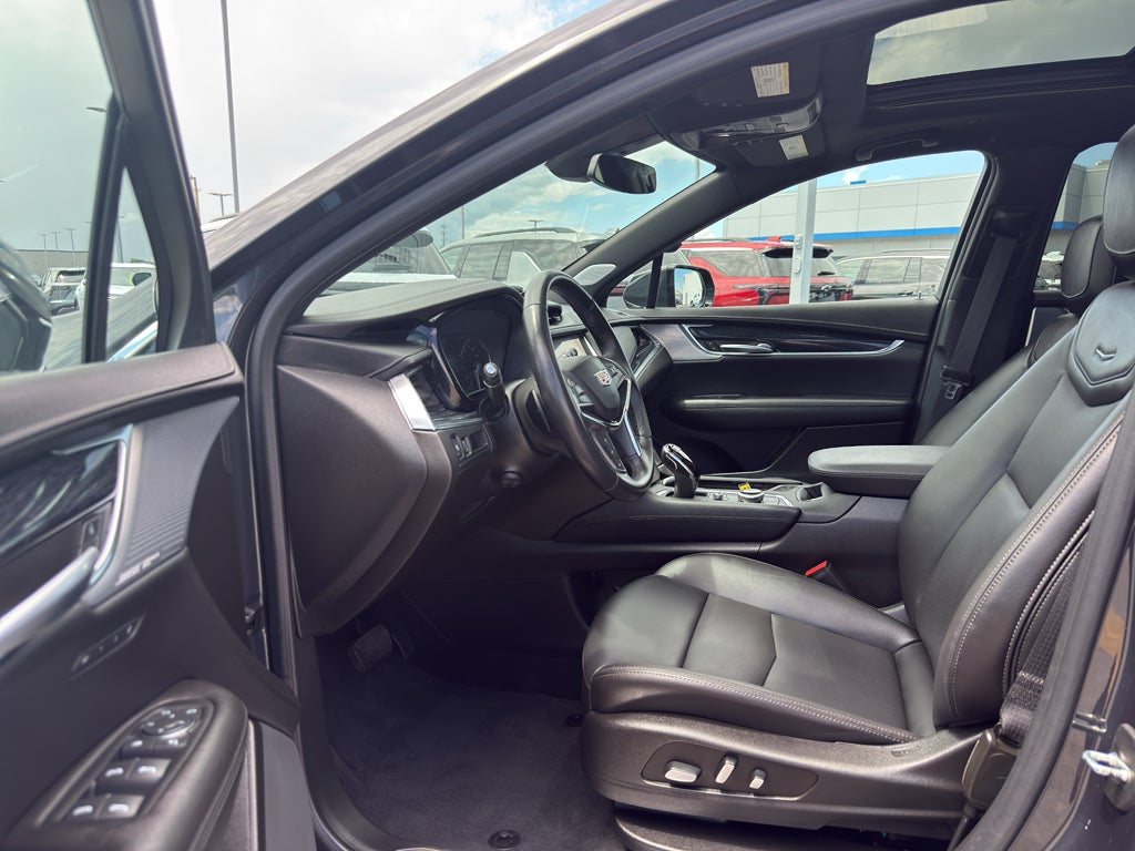 2023 Cadillac XT5 AWD 4dr Premium Luxury