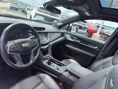 2023 Cadillac XT5 AWD 4dr Premium Luxury