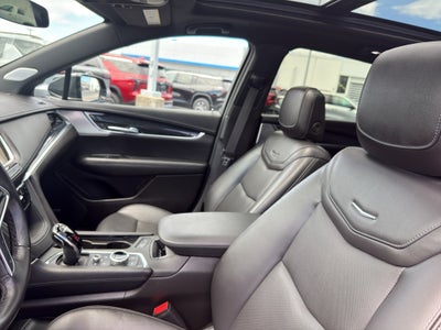 2023 Cadillac XT5 AWD 4dr Premium Luxury
