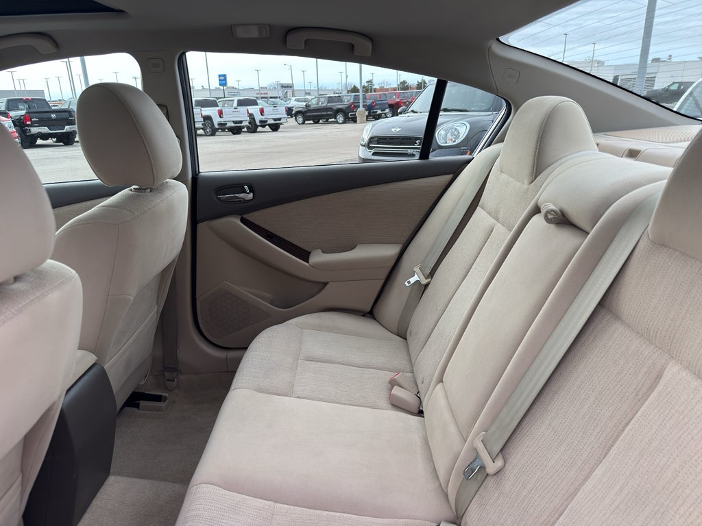 2012 Nissan Altima 4dr Sdn I4 CVT 2.5 S