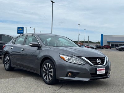 2017 Nissan Altima 2.5 SV Sedan