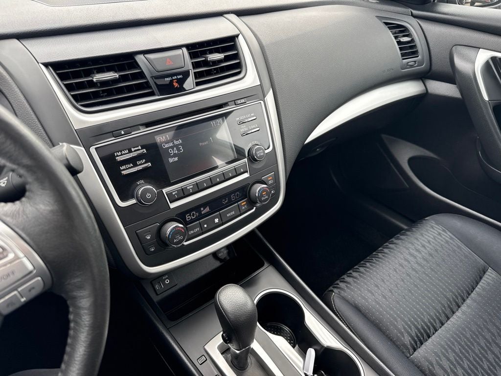 2017 Nissan Altima 2.5 SV Sedan
