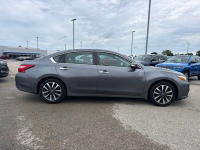 2017 Nissan Altima 2.5 SV Sedan