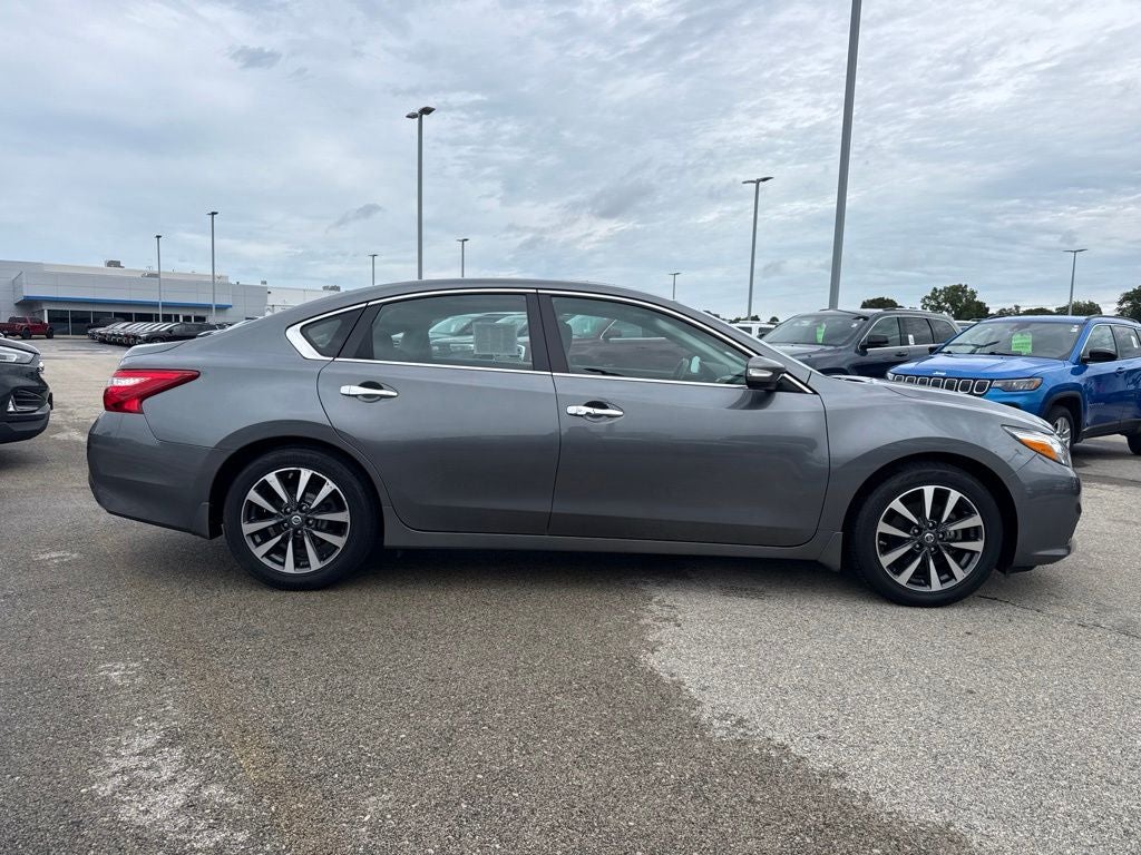 2017 Nissan Altima 2.5 SV Sedan
