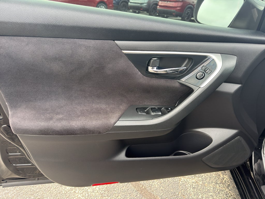 2013 Nissan Altima 4dr Sdn I4 2.5 SV