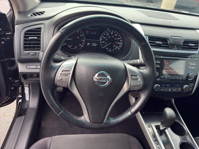 2013 Nissan Altima 4dr Sdn I4 2.5 SV