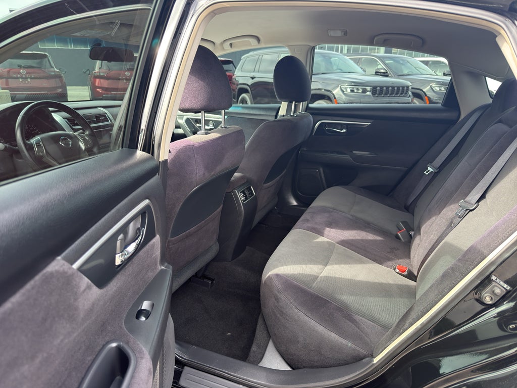 2013 Nissan Altima 4dr Sdn I4 2.5 SV