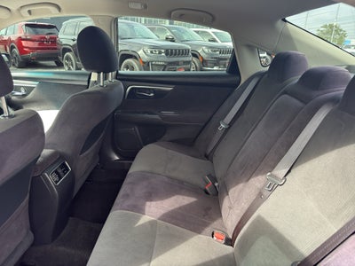 2013 Nissan Altima 4dr Sdn I4 2.5 SV