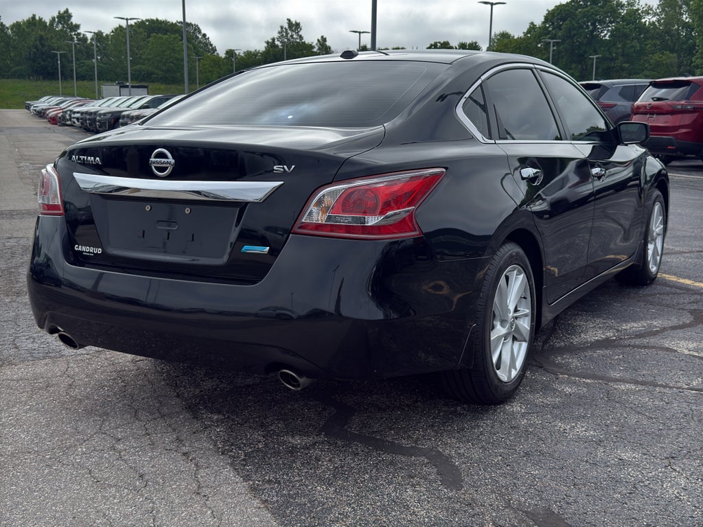 2013 Nissan Altima 4dr Sdn I4 2.5 SV