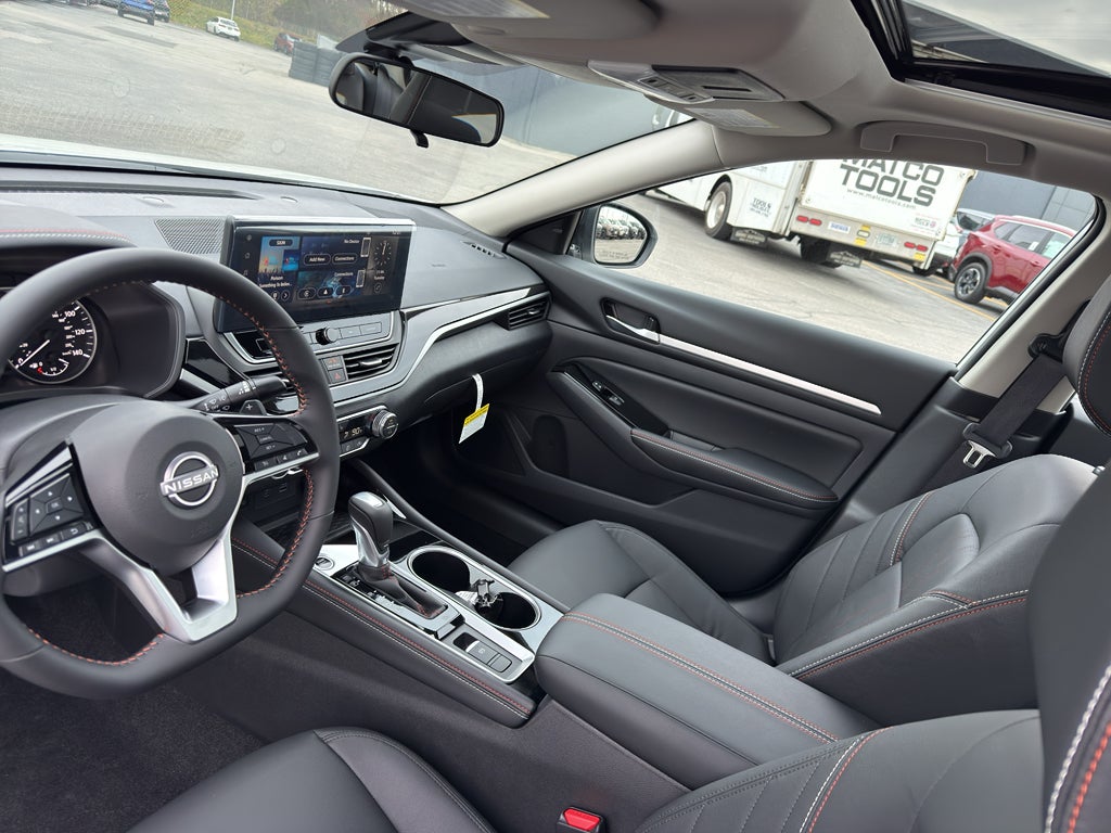 2025 Nissan Altima SR AWD