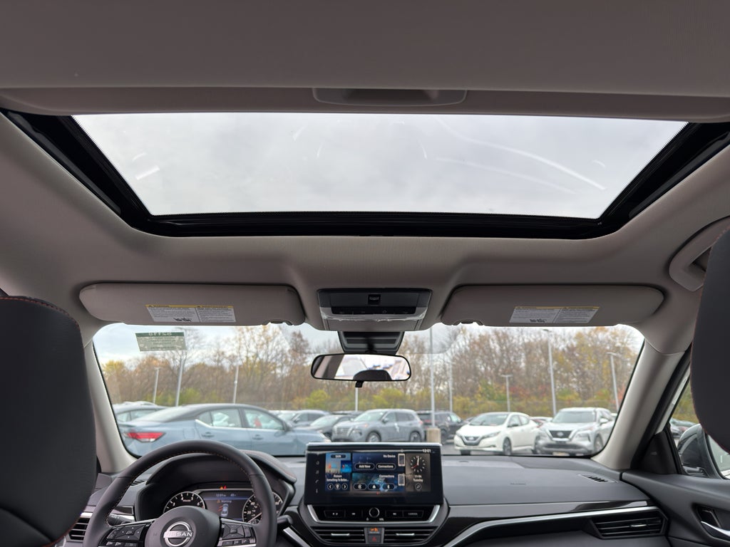 2025 Nissan Altima SR AWD