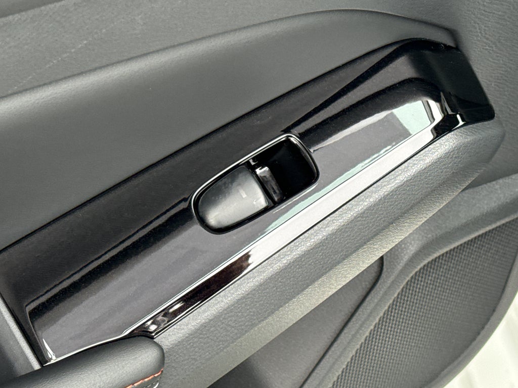 2025 Nissan Altima SR AWD