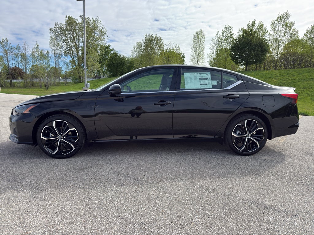 2026 Nissan Altima SR AWD
