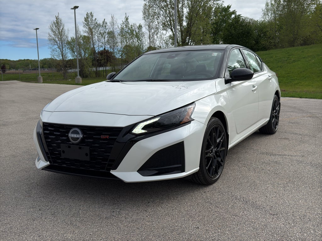 2026 Nissan Altima SR AWD