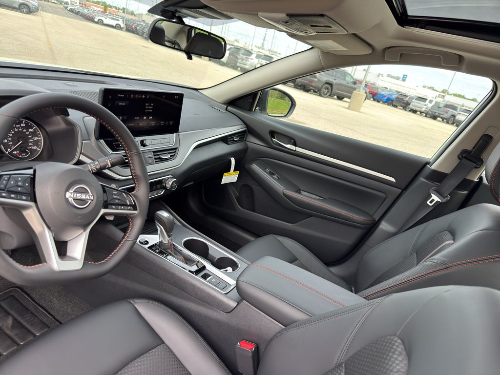 2026 Nissan Altima SR AWD