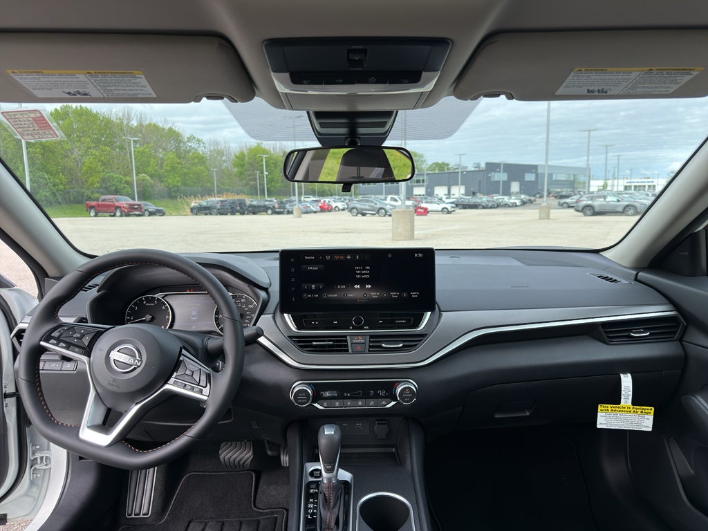 2026 Nissan Altima SR AWD