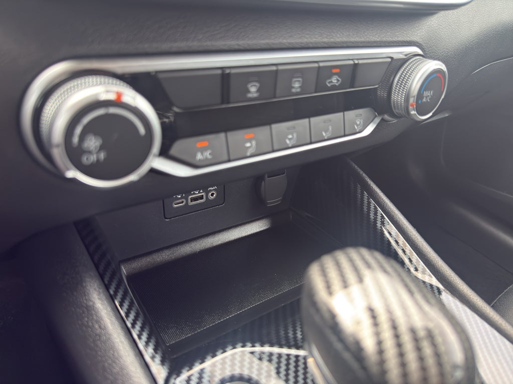 2022 Nissan Altima 2.5 SV Sedan