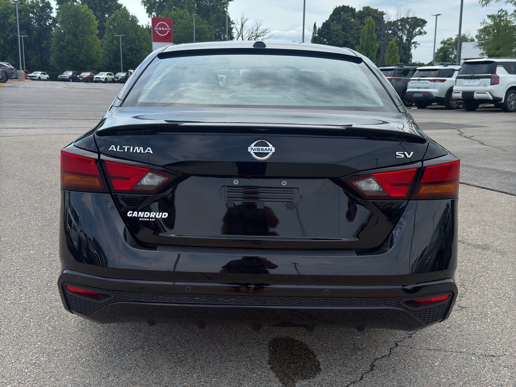 2022 Nissan Altima 2.5 SV Sedan