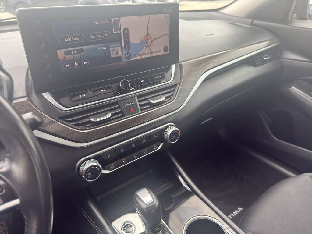 2024 Nissan Altima 2.5 SV Sedan