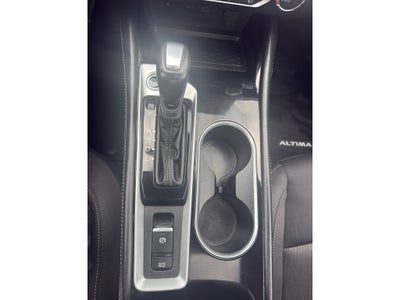 2024 Nissan Altima 2.5 SV Sedan